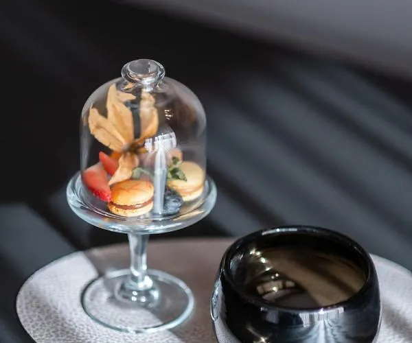 The Secret Ξενοδοχείο Ζόλντεν